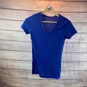 Arizona Jean Company Deep Blue V-Neck Short Sleeve Tee